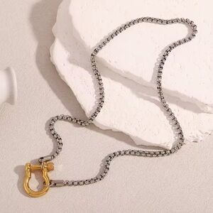 18K White Gold & Gold TwoTone Chunky Horseshoe Carabiner Front Closure Necklace